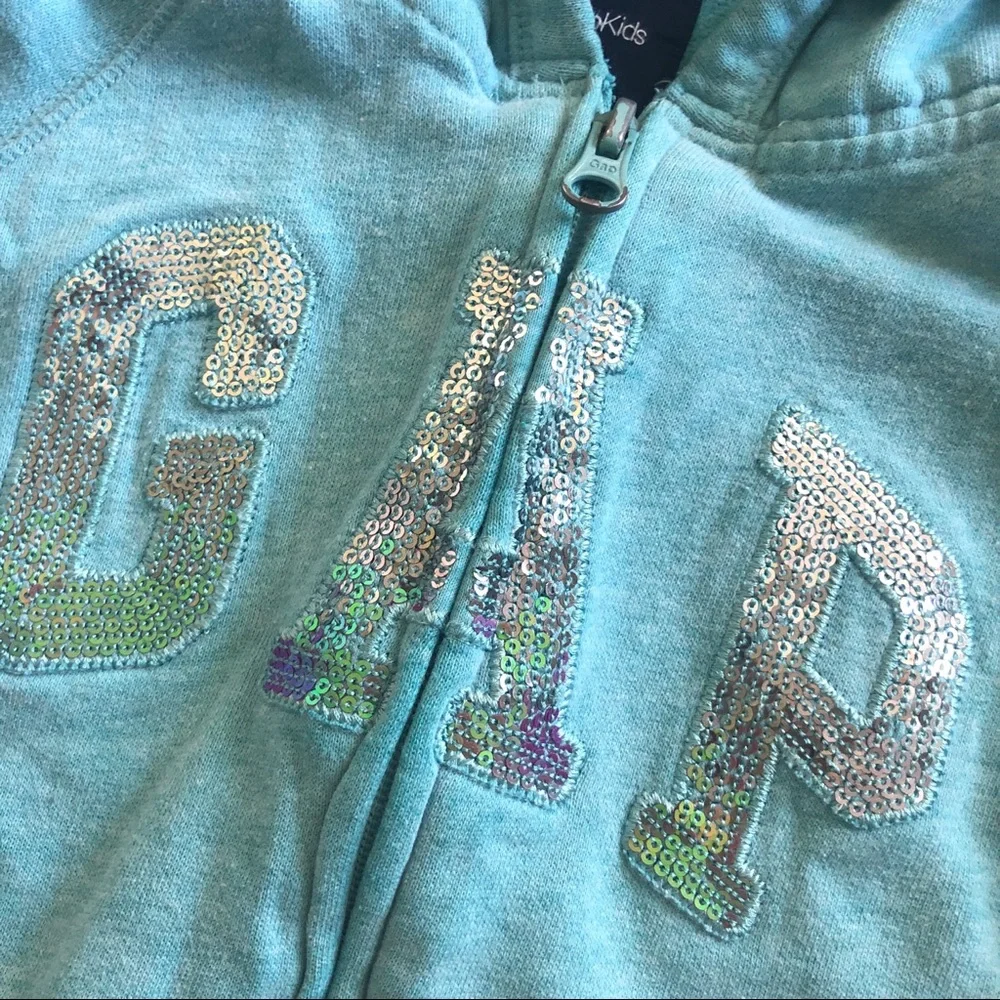 Gap logo hoodie